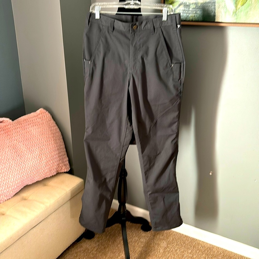 Carhartt lightweight pants.  NWOT